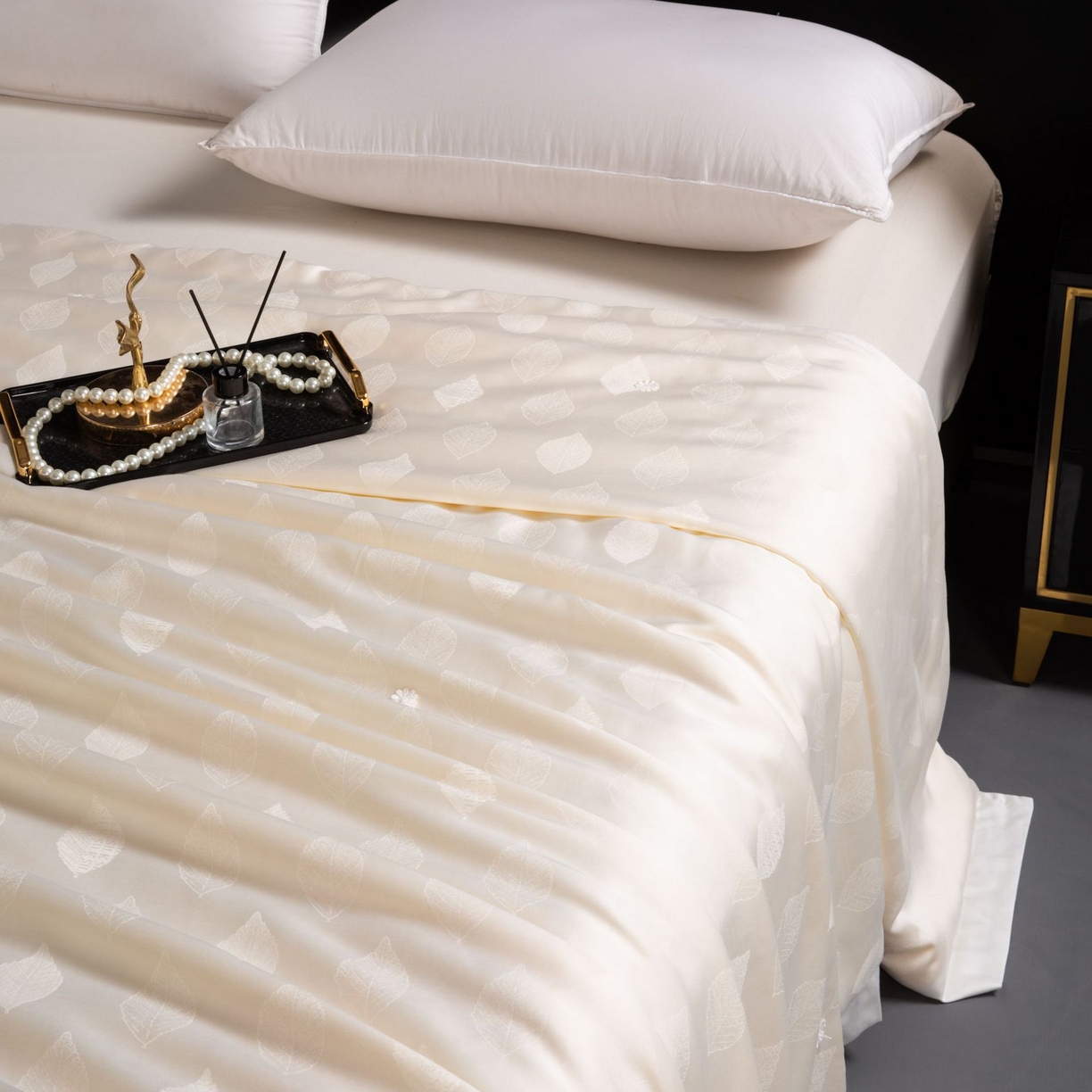 91家纺网 家纺一手货源 找家纺 （总）全棉贡缎大提花蚕丝被结婚双宫桑黄金蚕丝春秋被冬被子母被批发