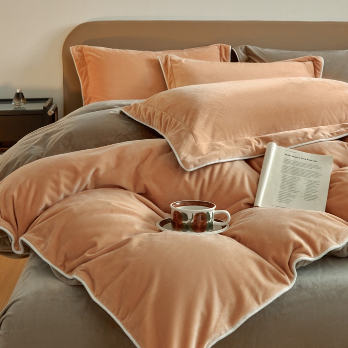 91家纺网 家纺一手货源 找家纺 万盛家纺 2025新款德芙绒牛奶绒法莱绒水晶绒双拼四件套 奶油橘-米灰