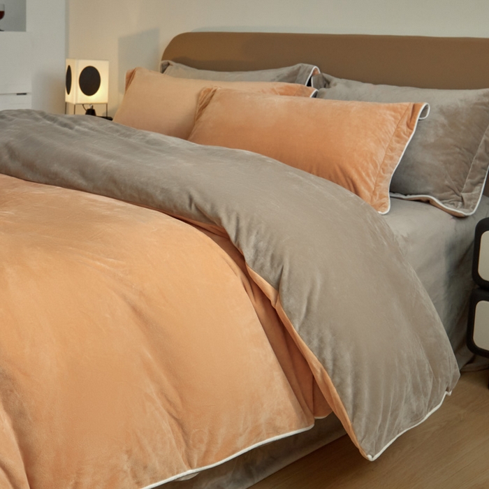 91家纺网 家纺一手货源 找家纺 万盛家纺 2025新款德芙绒牛奶绒法莱绒水晶绒双拼四件套 奶油橘-米灰