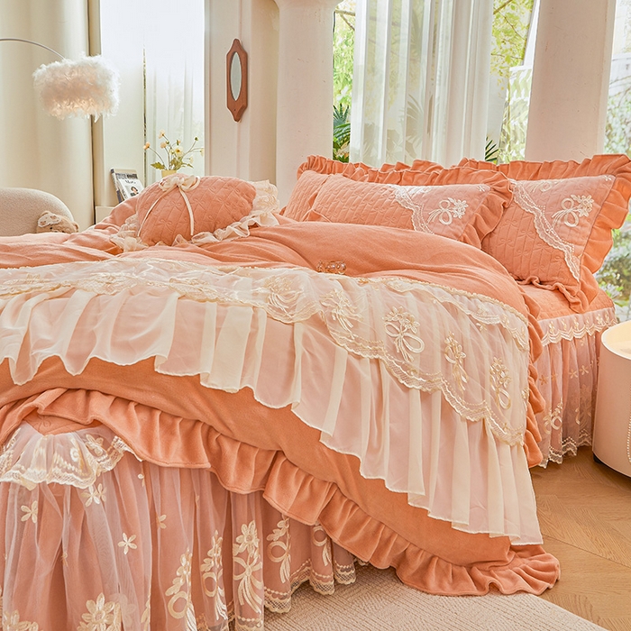 91家纺网 家纺一手货源 找家纺 2024新款加厚牛奶绒蕾丝刺绣床裙四件套-莫奈花园系列 莫奈花园-梦幻玉