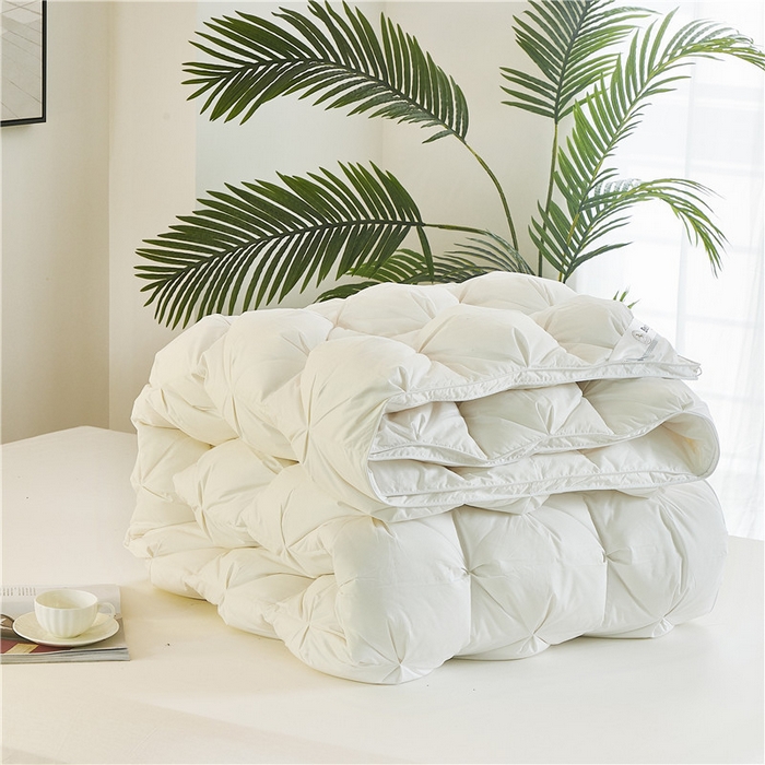 91家纺网 家纺一手货源 找家纺 （总）80支全棉贡缎叠花立体羽绒被被壳 鹅绒被自充绒半成品内胆芯被