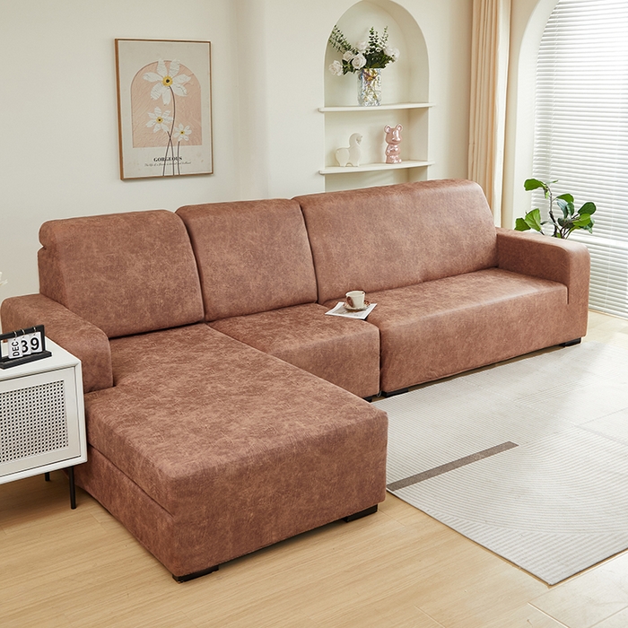 91家纺网 家纺一手货源 找家纺 2024新款防水皮革全包沙发套松紧款 棕黄