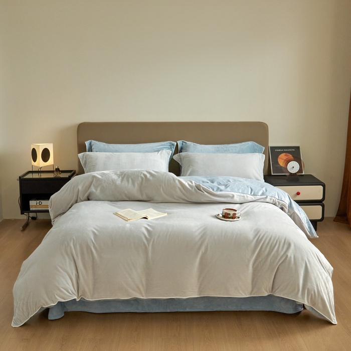 91家纺网 家纺一手货源 找家纺 万盛家纺 2025新款德芙绒牛奶绒法莱绒水晶绒双拼四件套 藕灰-云水蓝