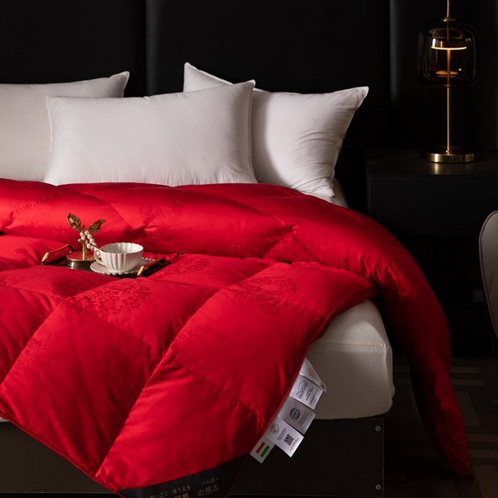 91家纺网 家纺一手货源 找家纺 （总）厂家供应婚庆大提花羽绒被被壳 大红色双喜自充绒鹅被壳半成品被