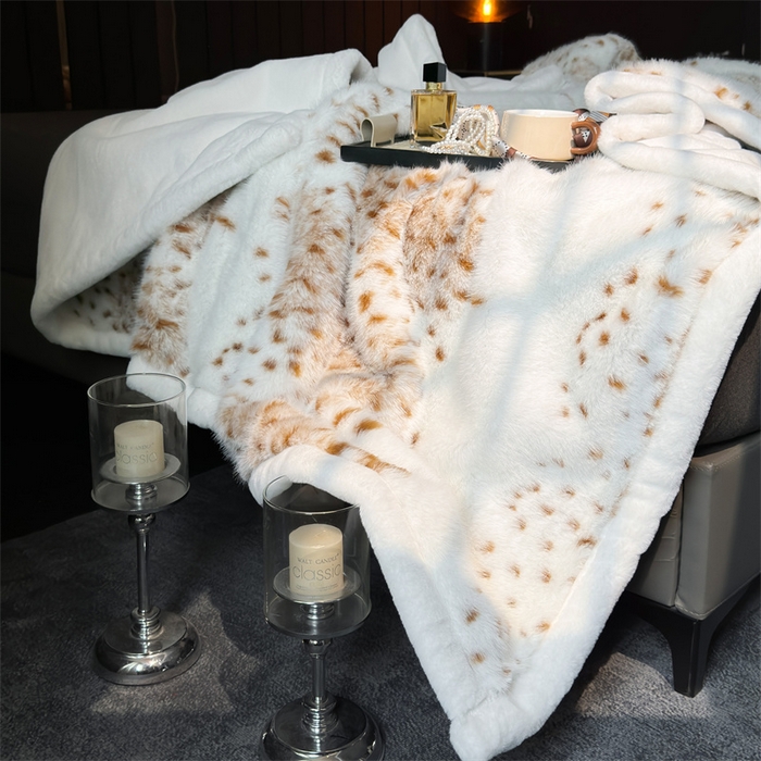 91家纺网 家纺一手货源 找家纺 凯轩毛毛毯毯子网销专供 2024新款仿皮草轻毛毛毯毯子-魅影系列 玛丽