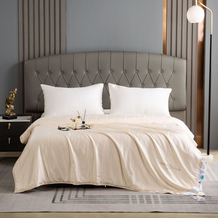 91家纺网 家纺一手货源 找家纺 （总）天丝莱赛尔贡缎大提花蚕丝被结婚特级双宫桑蚕丝春秋被冬被子批发