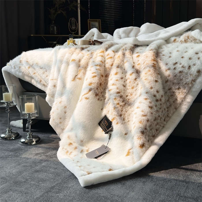 91家纺网 家纺一手货源 找家纺 凯轩毛毛毯毯子网销专供 2024新款仿皮草轻毛毛毯毯子-魅影系列 玛丽