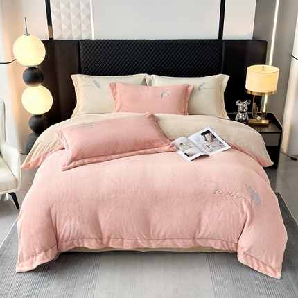 91家纺网 家纺一手货源 找家纺 （总）皇谱家纺 2024新款牛奶绒刺绣四件套