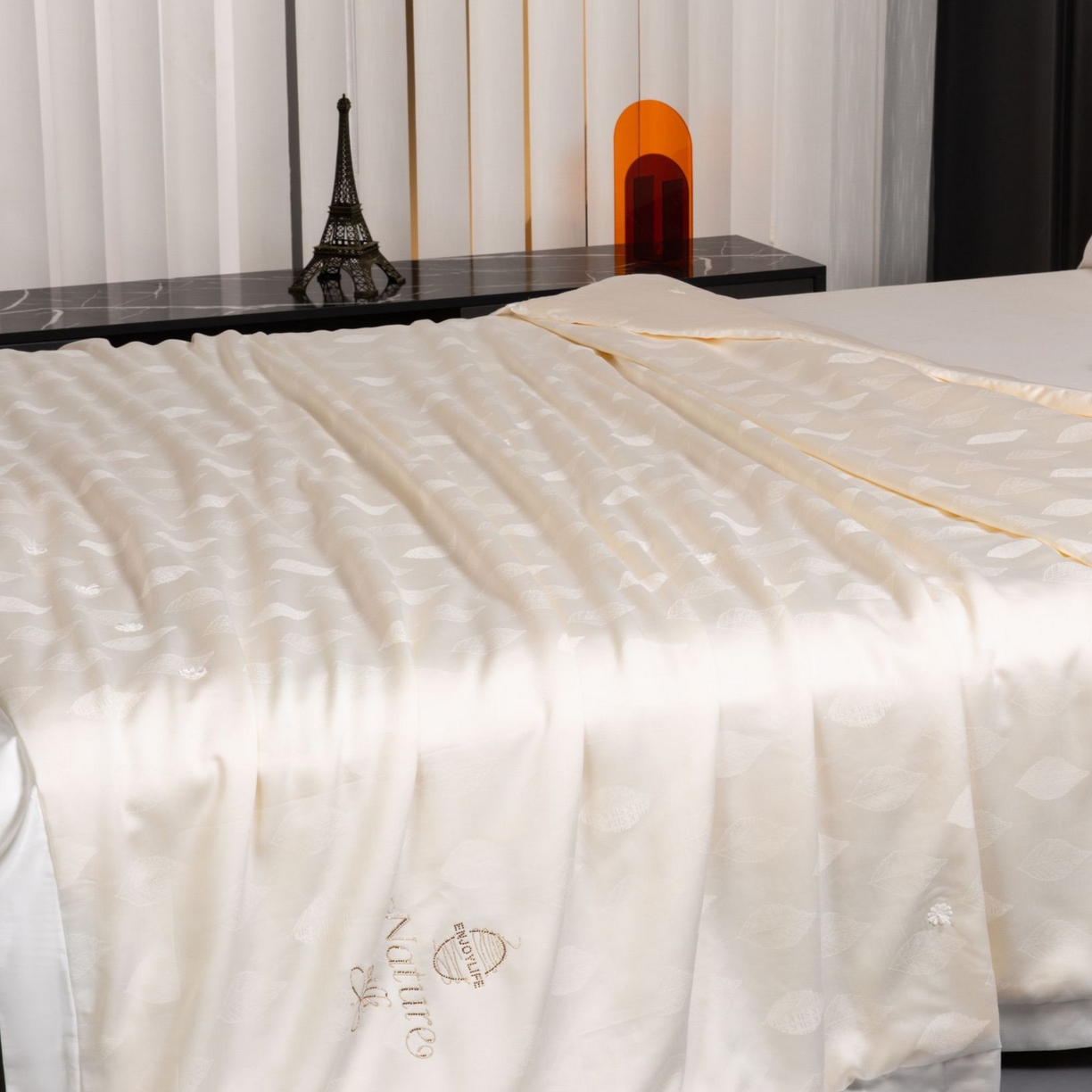 91家纺网 家纺一手货源 找家纺 （总）全棉贡缎大提花蚕丝被结婚双宫桑黄金蚕丝春秋被冬被子母被批发