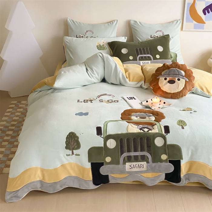 91家纺网 家纺一手货源 找家纺 （总）星野 2024新款高克重牛奶绒四件套-绒狮子先生