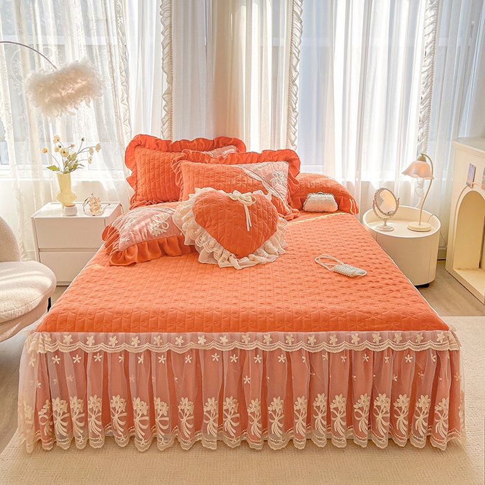 91家纺网 家纺一手货源 找家纺 2024新款加厚牛奶绒蕾丝刺绣床裙单床裙-莫奈花园系列 莫奈花园-爱玛橙