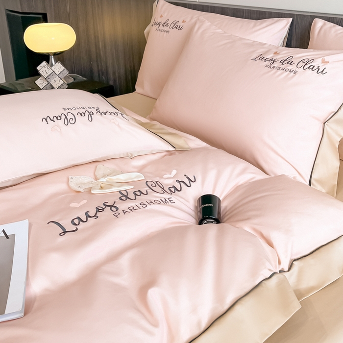 91家纺网 家纺一手货源 找家纺 娜娜 2024新款全棉时尚刺绣AB版双拼宽边绣花四件套--蝴蝶结系列 蝴蝶结-粉+奶咖