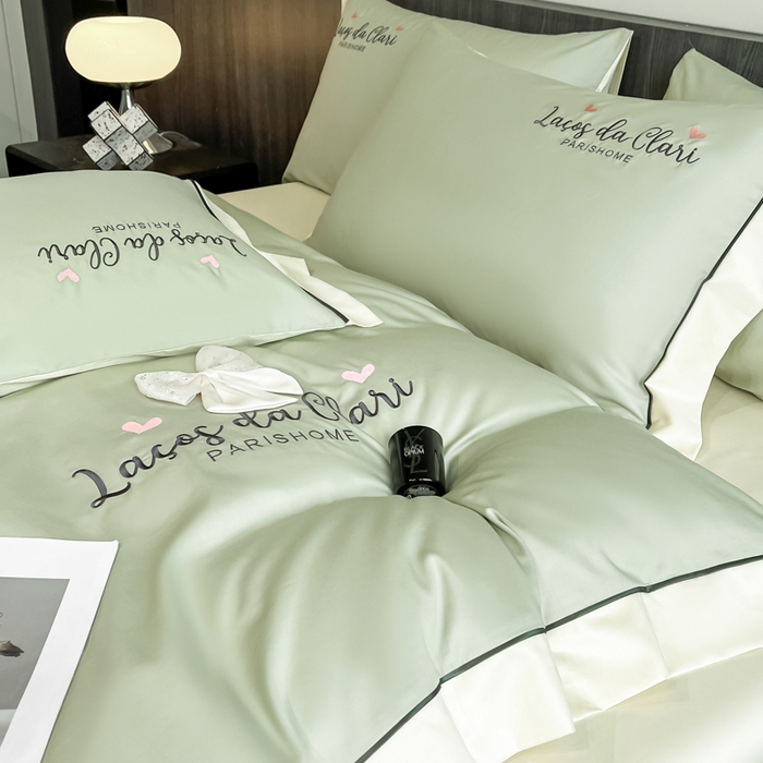 91家纺网 家纺一手货源 找家纺 娜娜 2024新款全棉时尚刺绣AB版双拼宽边绣花四件套--蝴蝶结系列 蝴蝶结-灰绿+奶昔白