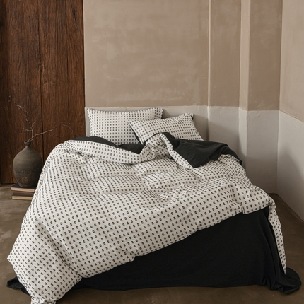 91家纺网 家纺一手货源 找家纺 （总）简家居 2024新款色织提花四件套