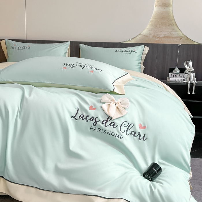 91家纺网 家纺一手货源 找家纺 娜娜 2024新款全棉时尚刺绣AB版双拼宽边绣花四件套--蝴蝶结系列 蝴蝶结-繁星蓝+奶昔白