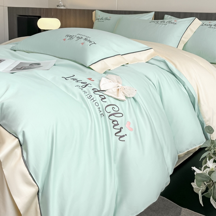 91家纺网 家纺一手货源 找家纺 娜娜 2024新款全棉时尚刺绣AB版双拼宽边绣花四件套--蝴蝶结系列 蝴蝶结-繁星蓝+奶昔白