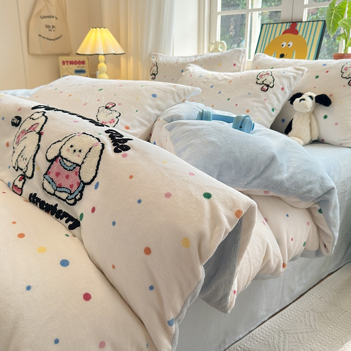 91家纺网 家纺一手货源 找家纺 娜娜 2024新款加厚保暖高克重牛奶绒毛巾绣四件套 牛奶绒许愿兔