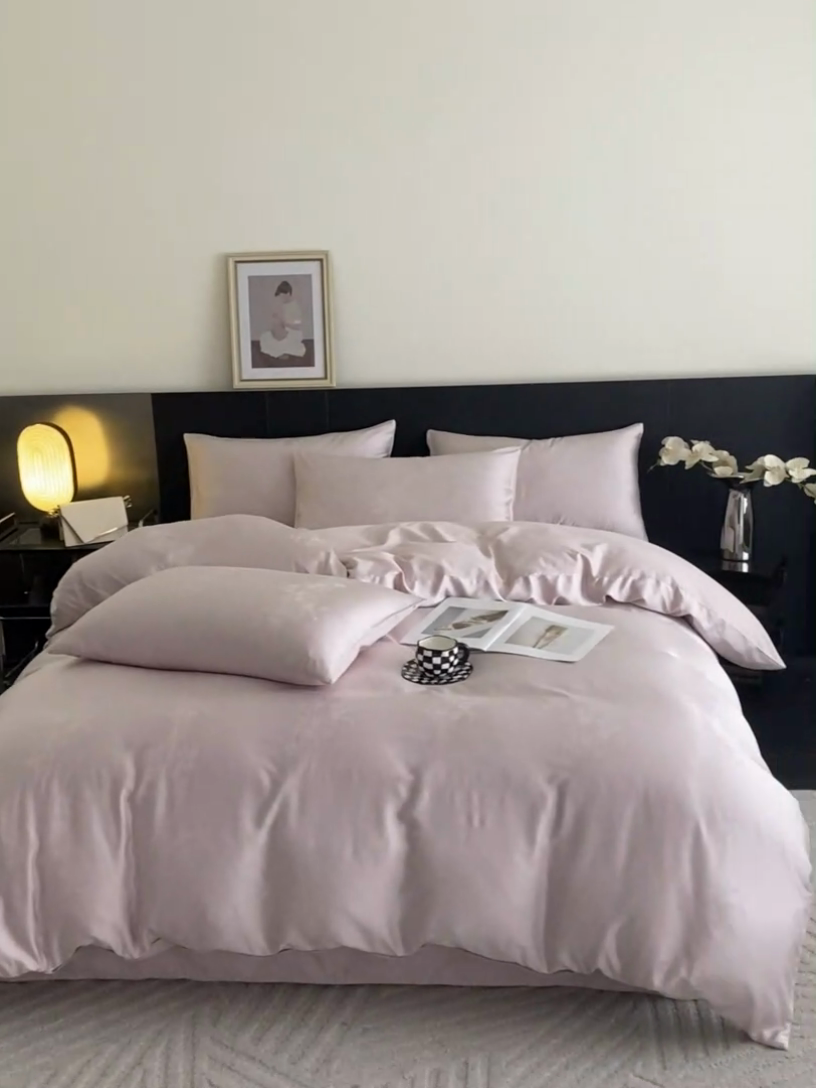 91家纺网 家纺一手货源 找家纺 琪格格纺织 2024新款莱赛尔天丝贡缎大提花四件套 莱赛尔 花淡妍紫