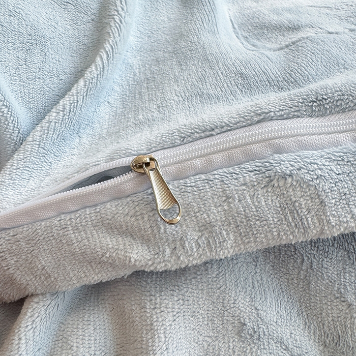 91家纺网 家纺一手货源 找家纺 娜娜 2024新款加厚保暖高克重牛奶绒毛巾绣四件套 牛奶绒抱抱熊