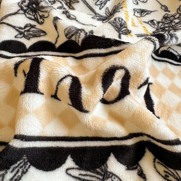 91家纺网 家纺一手货源 找家纺 梦可莱家居 2024新款牛奶豆豆绒印花床盖四件套 佳品