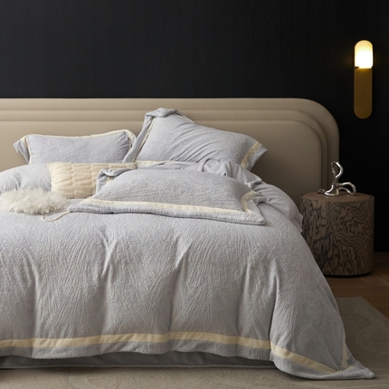 91家纺网 家纺一手货源 找家纺 （总）金奇达家纺 2024秋冬新品保暖加厚绒类热氧绒绒四件套-【巴黎假日】（全网控价{折后券后}不低于288元）