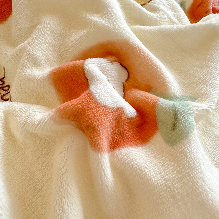 91家纺网 家纺一手货源 找家纺 梦可莱家居 2024新款牛奶豆豆绒印花床盖四件套 红橙