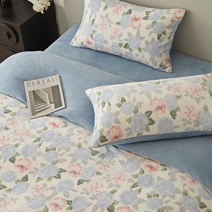 91家纺网 家纺一手货源 找家纺 时光里 2024新款230克牛奶绒印花四件套 漫兮