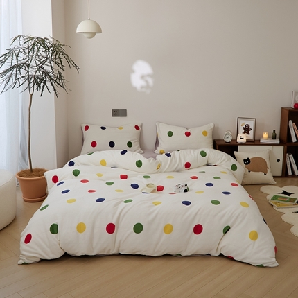 时光里 2024新款230克牛奶绒印花四件套 彩色波点