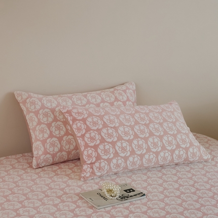 91家纺网 家纺一手货源 找家纺 （总）时光里 2024新款230克雕花绒枕套