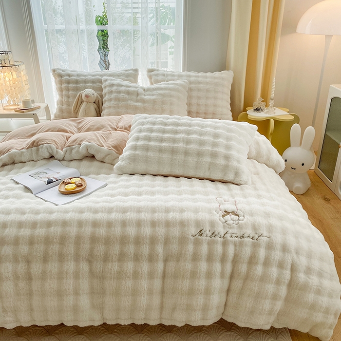 91家纺网 家纺一手货源 找家纺 （总）潮邦创意家居 2025新款牛奶绒小米兔牛奶绒泡泡兔绒牛奶绒保暖四件套（含买家秀）