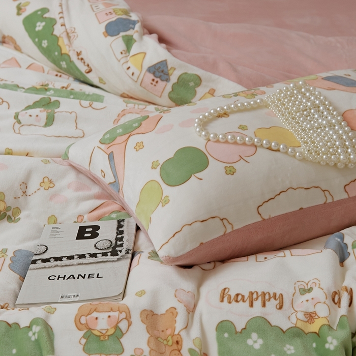 91家纺网 家纺一手货源 找家纺 时光里 2024新款230克牛奶绒印花四件套 萌兔派对