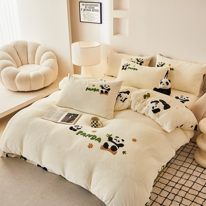 91家纺网 家纺一手货源 找家纺 娜娜 2024新款高克重牛奶绒毛巾绣四件套 熊猫戏竹