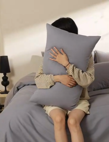 91家纺网 家纺一手货源 找家纺 轩和家居 2024新款50S长绒棉磨毛四件套（控价：179 、229 、249 床笠+10元） 蓝莓紫+中灰