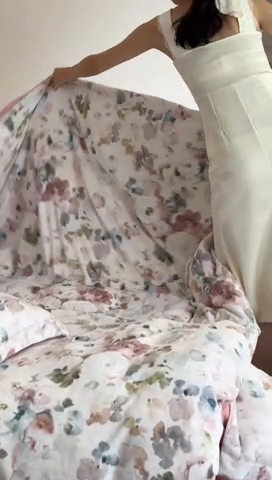 91家纺网 家纺一手货源 找家纺 三味舒屋 2025新款奢暖数码印花牛奶绒四件套 云裳