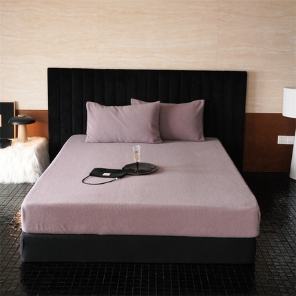 91家纺网 家纺一手货源 找家纺 三味舒屋 2025秋冬新款仿生羊毛绒安可拉系列单品床笠枕套 雾藕色