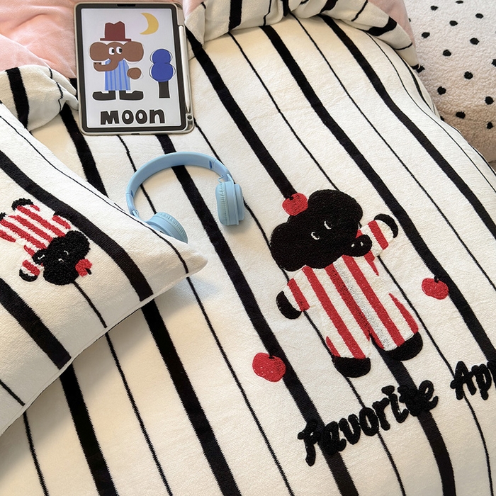 91家纺网 家纺一手货源 找家纺 娜娜 2024新款加厚保暖高克重牛奶绒毛巾绣四件套 牛奶绒条纹小象