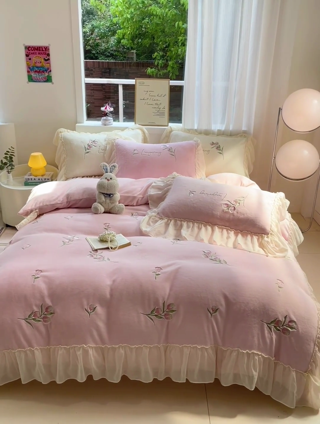 91家纺网 家纺一手货源 找家纺 娜娜 2024新款法式花边牛奶绒刺绣四件套-郁金香-同心结系列 郁金香-粉