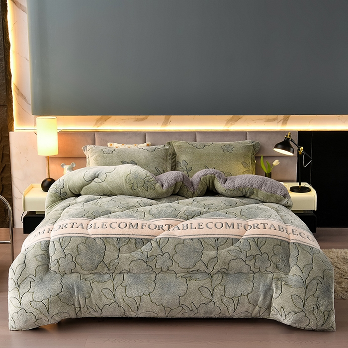 91家纺网 家纺一手货源 找家纺 锦逸家居 2024新款AB版雪花绒冬被羊羔绒冬被被子被芯春秋被 薄荷曼波