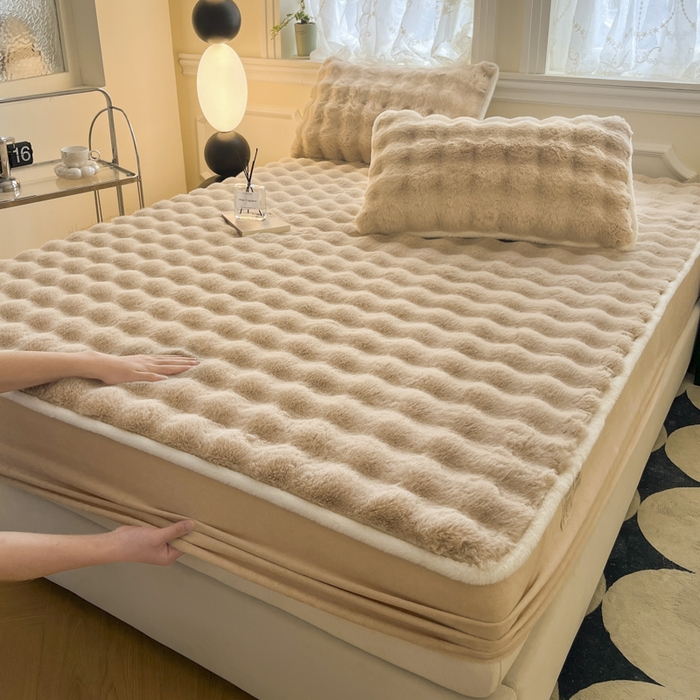 91家纺网 家纺一手货源 找家纺 鑫钰 2024秋冬新款高克重500克兔毛绒床笠 卡洛驼