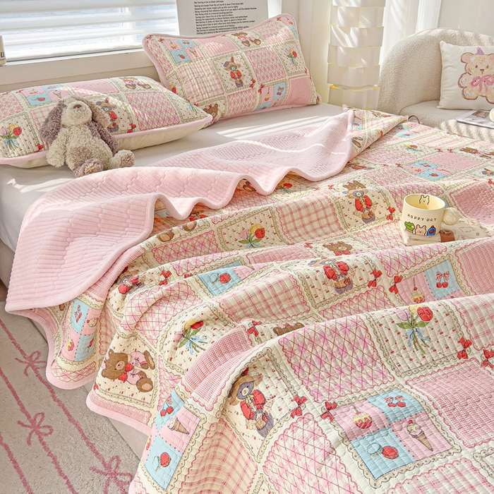 91家纺网 家纺一手货源 找家纺 2024新款水洗全棉牛奶绒床盖三件套 甜甜屋