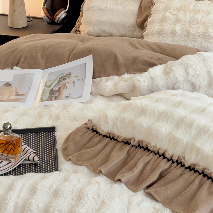 91家纺网 家纺一手货源 找家纺 米莱家纺 2024新款兔毛法式花边牛奶绒四件套 泡芙白咖