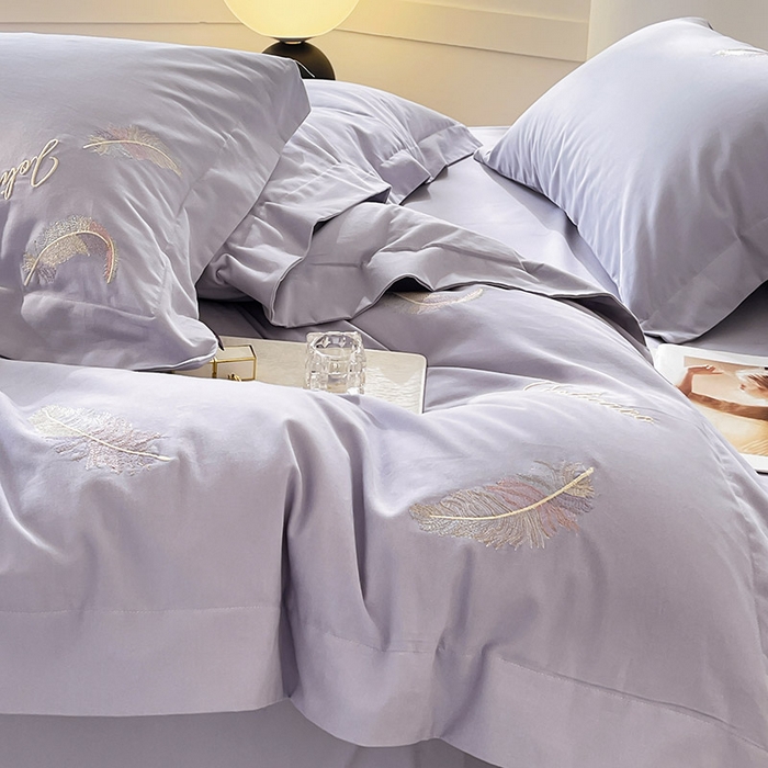 91家纺网 家纺一手货源 找家纺 【A类母婴级】加厚保暖全棉磨毛四件套纯棉刺绣床单被套轻奢风床笠款纯色简约床上用品 洛依-莓蓝