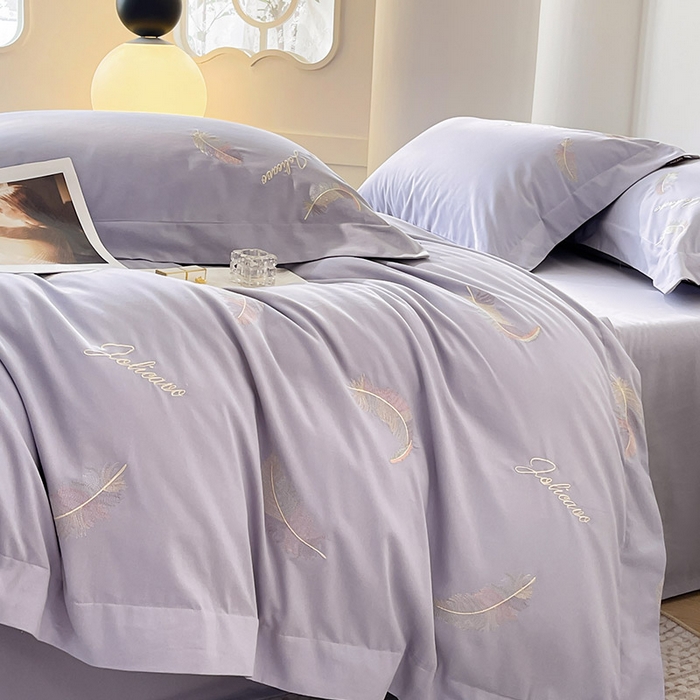 91家纺网 家纺一手货源 找家纺 【A类母婴级】加厚保暖全棉磨毛四件套纯棉刺绣床单被套轻奢风床笠款纯色简约床上用品 洛依-莓蓝