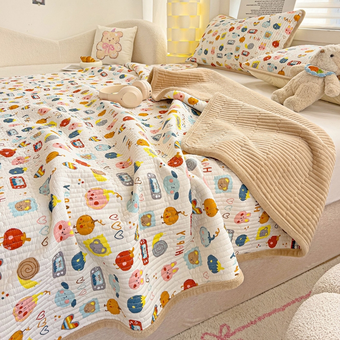 91家纺网 家纺一手货源 找家纺 2024新款水洗全棉牛奶绒床盖三件套 小萌宠