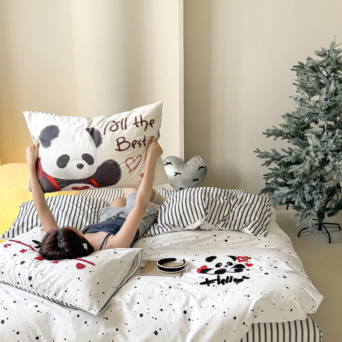 91家纺网 家纺一手货源 找家纺 2024春季新品毛巾绣13370全棉卡通系列四件套 熊猫