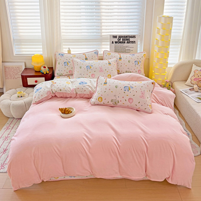 91家纺网 家纺一手货源 找家纺 2024新款水洗全棉牛奶绒床盖四件套 游乐园