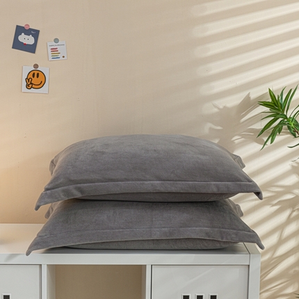 91家纺网 家纺一手货源 找家纺 （总）金喜 2025新款200g牛奶绒纯色单品枕套