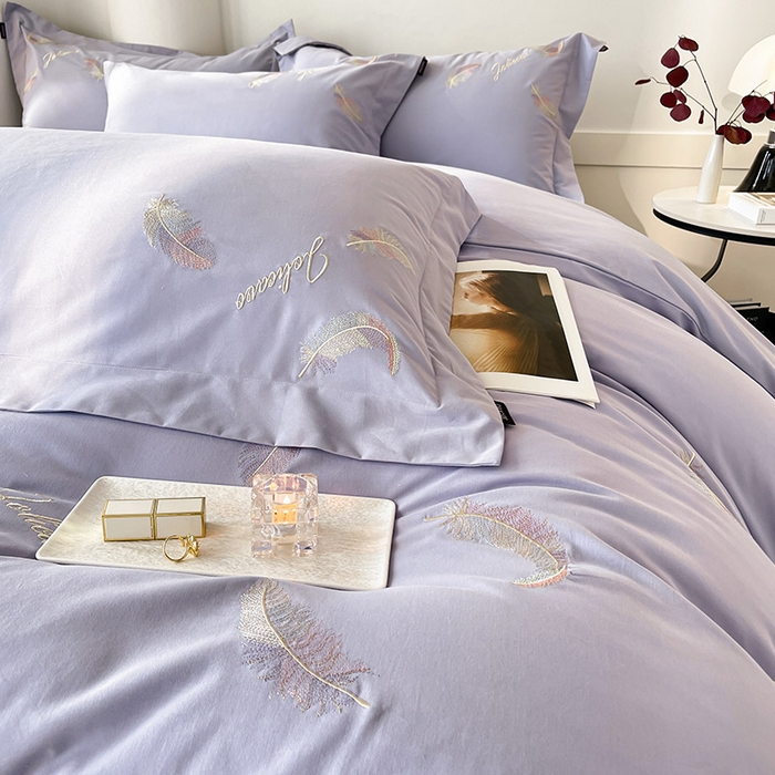 91家纺网 家纺一手货源 找家纺 【A类母婴级】加厚保暖全棉磨毛四件套纯棉刺绣床单被套轻奢风床笠款纯色简约床上用品 洛依-莓蓝