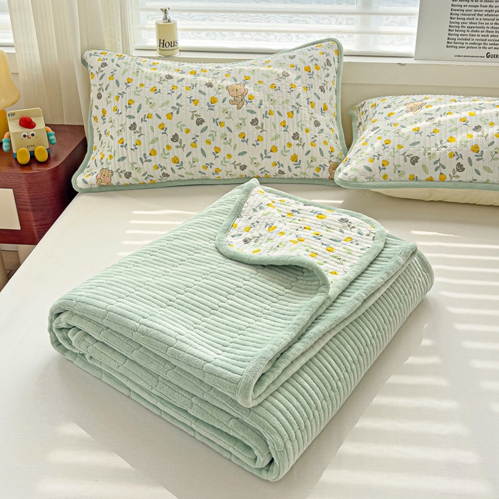 91家纺网 家纺一手货源 找家纺 2024新款水洗全棉牛奶绒床盖四件套 朵朵熊