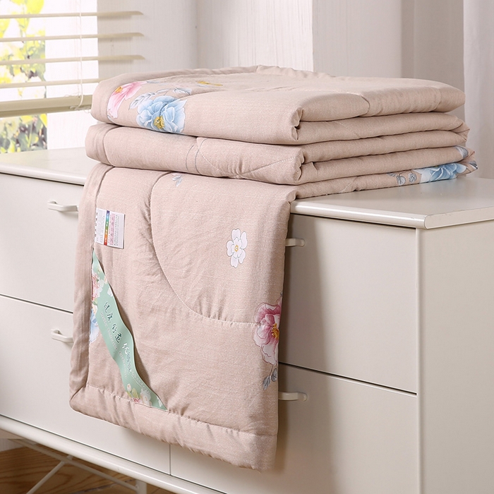 91家纺网 家纺一手货源 找家纺 梦莎被业 2025新款水洗棉印花亲肤可水洗夏凉被空调被四季被夏被被子被芯 国色天香驼